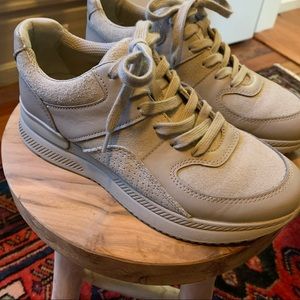 Everlane Tread trainers